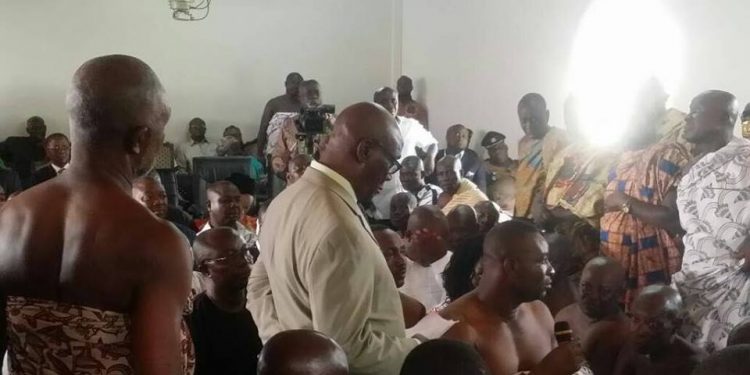 ‘We are sorry’- NPP big shots kneel before Asantehene