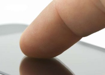 This smartphone fingerprint sensor checks your temperature for extra security