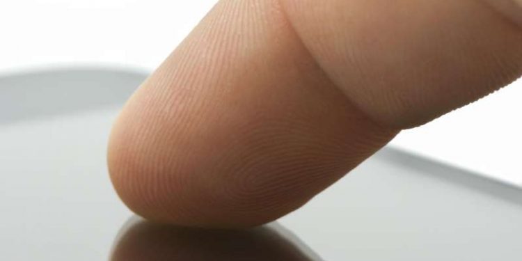 This smartphone fingerprint sensor checks your temperature for extra security