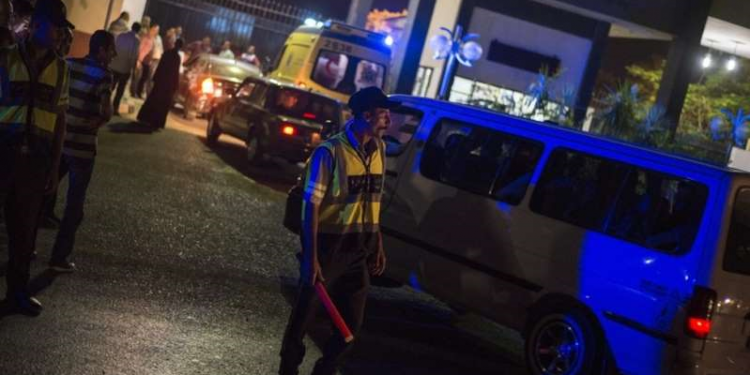 Twelve hurt in blast near Cairo airport