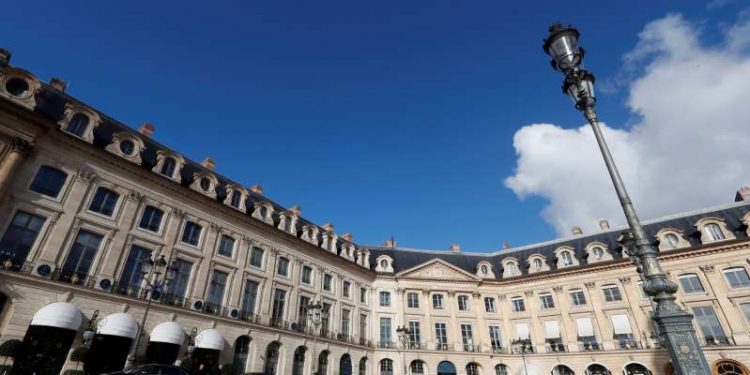 Saudi princess says $900,000 of jewels stolen from her Paris hotel