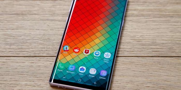 Galaxy Note 9 catches fire inside a woman’s purse