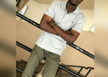 Video-Final year KNUST student dies after falling off a car