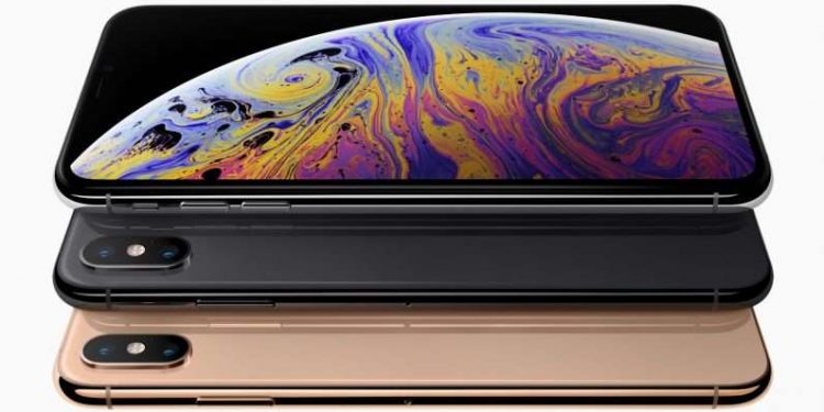 Apple updates iOS 12 to fix iPhone XS charging woes
