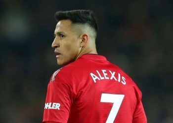 Sanchez suffers hamstring injury in training