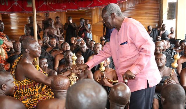 Asantehene praises Kufuor ahead of the JA Kufuor Cup