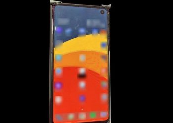 Galaxy S10 leak reveals a hole-punch display and thinner bezels