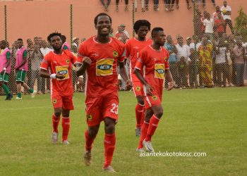 Kotoko train in Cameroon after beating Cotton Sport 3-2