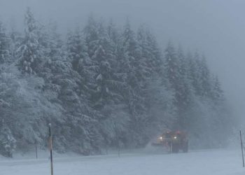 Winter storm blasts Europe; 12 dead amid heavy snow, gusts