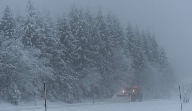 Winter storm blasts Europe; 12 dead amid heavy snow, gusts