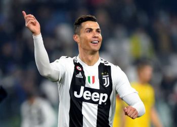 Juventus 3 Frosinone 0: Ronaldo rounds off routine romp