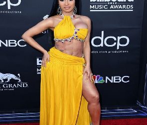 Cardi B says her ‘fat butt’ was what fans saw in photos, not her vulva