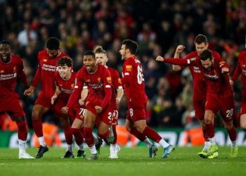 Liverpool beat Arsenal on penalties after 10-goal thriller