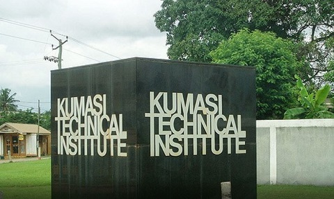 KTI students sell school gate to scrap dealer