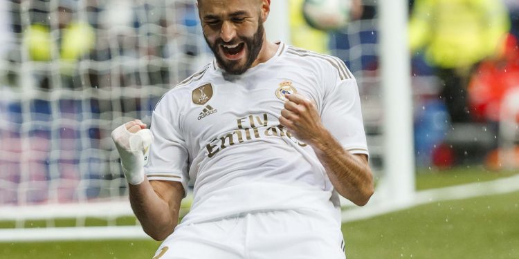 Real cruise to victory at Eibar