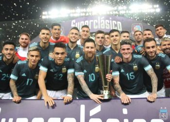 Messi scores as Argentina beat Brazil