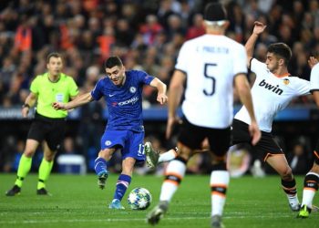 Chelsea’s last 16 hopes go to final game after thrilling Valencia draw