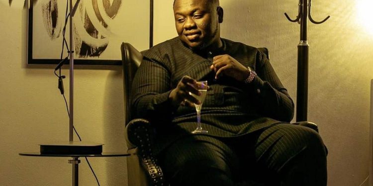 Rick Ross invites CJ Biggerman to join him on Detty Rave stage after performing to him