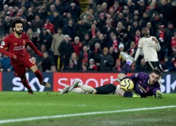 Van Dijk and Salah send Liverpool 16 points clear at top with win over Man Utd