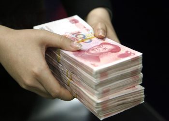 Chinese bank notes quarantined in COVID-19 coronavirus crisis