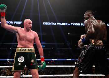 Tyson Fury will be worried by first-fight knockdowns, says Deontay Wilder