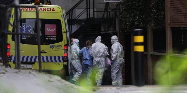 Spain’s death toll passes 1,000 as hotels become hospitals