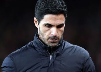 Mikel Arteta: Arsenal manager tests positive for coronavirus