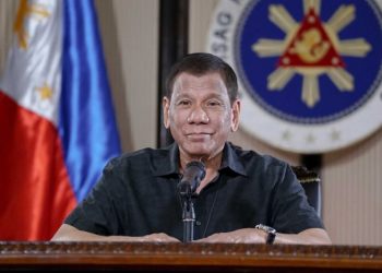 Duterte tells the police and military to shoot anyone who goes out  during the lockdown