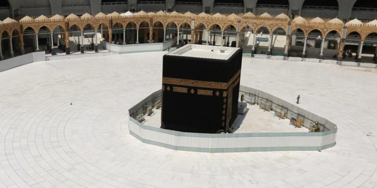 Saudi Arabia partially lifts curfew except in Mecca