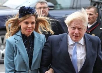 Boris Johnson and fiancee announce birth of son