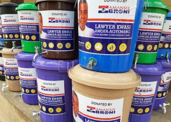 Amansie Broni Sensities people of Bekwai Municipality; donates host of items in the fight against COVID-19