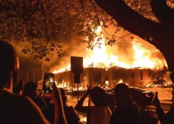 Fire in Cameroon prison seriously injures inmates