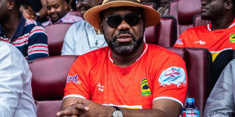10 Ghanaian celebrities who support Kotoko