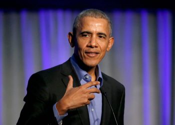 Coronavirus: Obama calls US response ‘chaotic disaster’