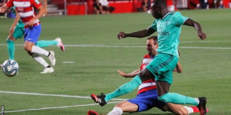 Real two points from La Liga title after surviving Gradana scare