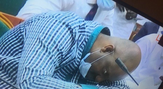 Nigerian official collapses at corruption hearing