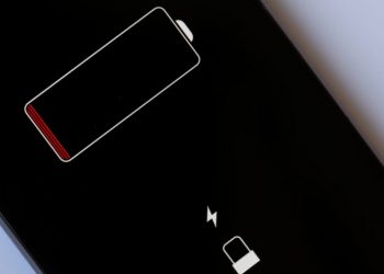 Nine things that are killing your phone battery