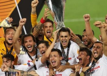 Sevilla beat Inter Milan to lift the Europa League trophy for the sixth time