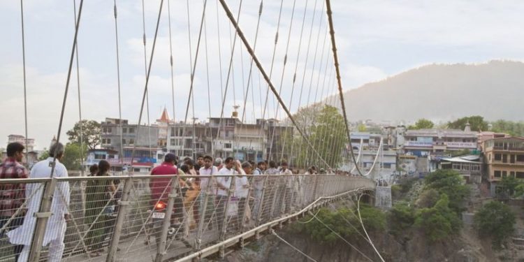 Woman arrested for naked video on India’s Lakshman Jhula bridge