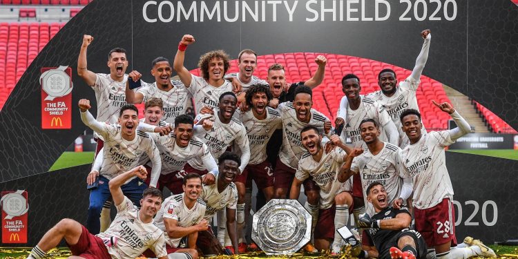Arsenal beat Liverpool on penalties to win the Community Shield