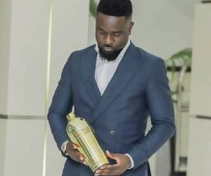 I used to think I was a hard guy until Dr. UN gave me an empty bottle as an award – Sarkodie