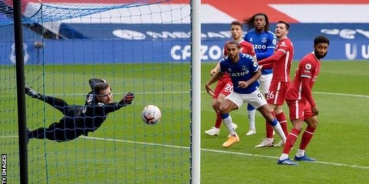 Everton fight back to hold Liverpool as late VAR offside denies champions winner