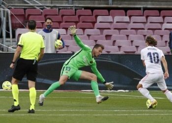 Madrid beat Barcelona 3-1 at Camp Nou