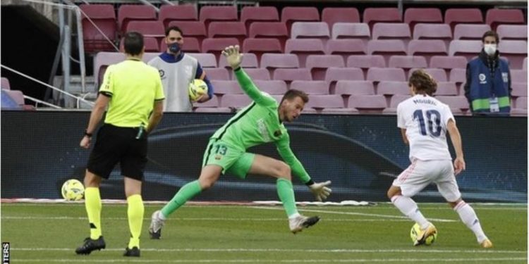Madrid beat Barcelona 3-1 at Camp Nou