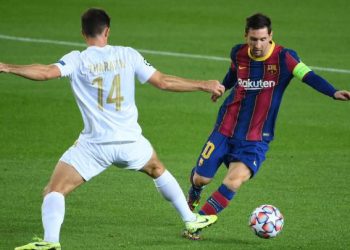 Messi equals another record in Barcelona win