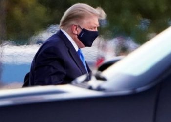 Trump flown to hospital after Covid-19 diagnosis