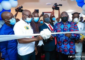 Thirteen public universities connected to free internet service