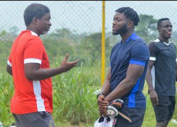 Photos: Muniru shows up at Kotoko’s training grounds
