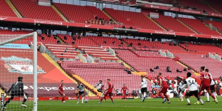 Fulham win at Anfield as Liverpool lose sixth straight home game