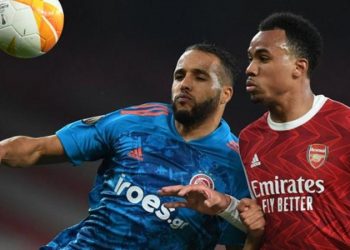 Arsenal lose but progress to Europa League quarter-finals